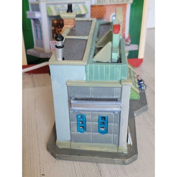 Lemax Comet bikes 2012 Village accessory Xmas - Picture 9 of 12